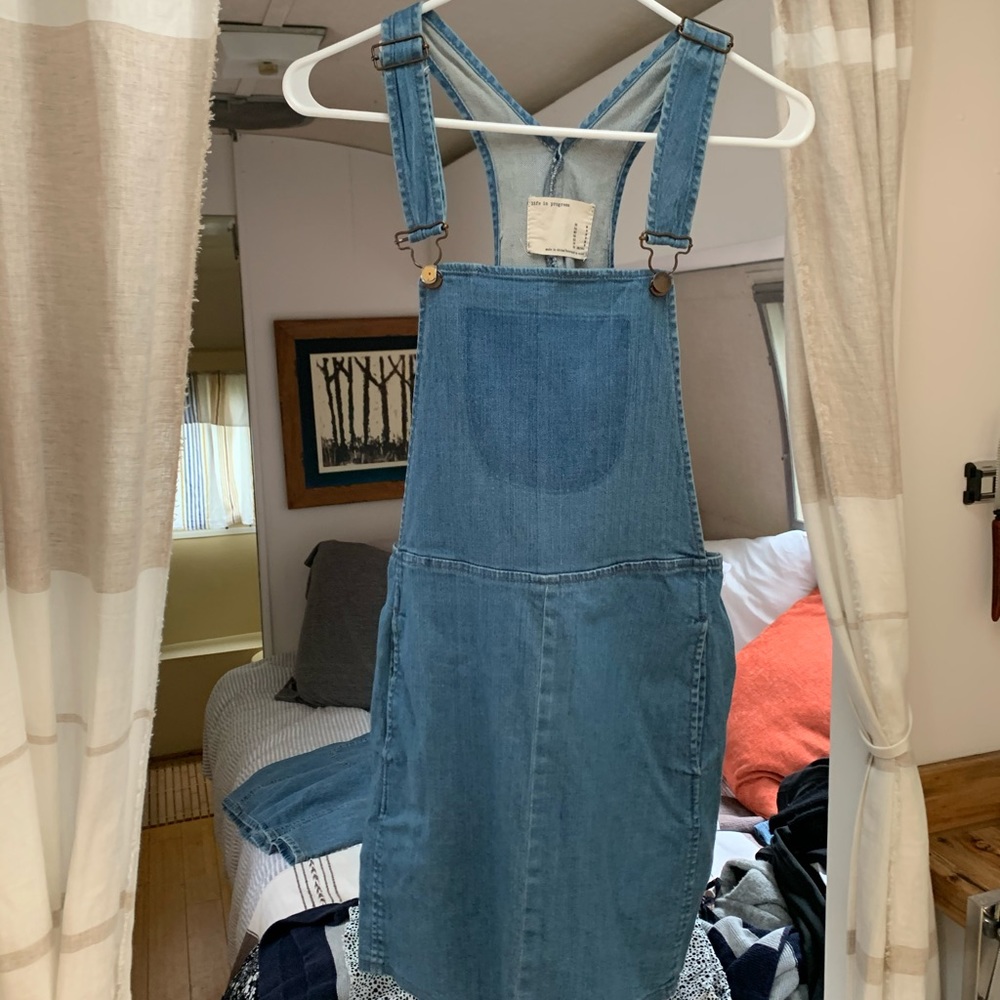 Overall dress